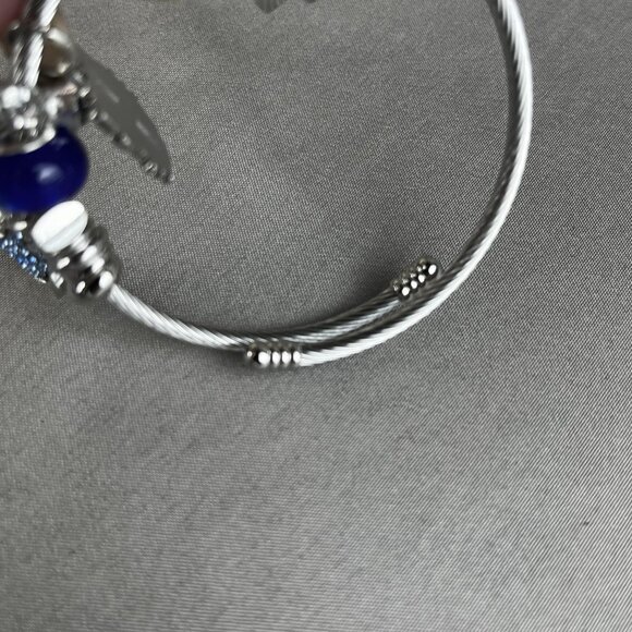 Blue Hello Kitty Bracelet cute - Picture 4 of 4